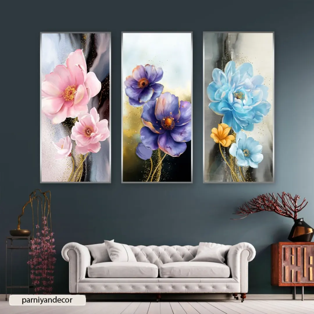 تابلو دکوراتیو ست سه تکه با طرح گل های زیبا و پس زمینه آبسترکت لوکس